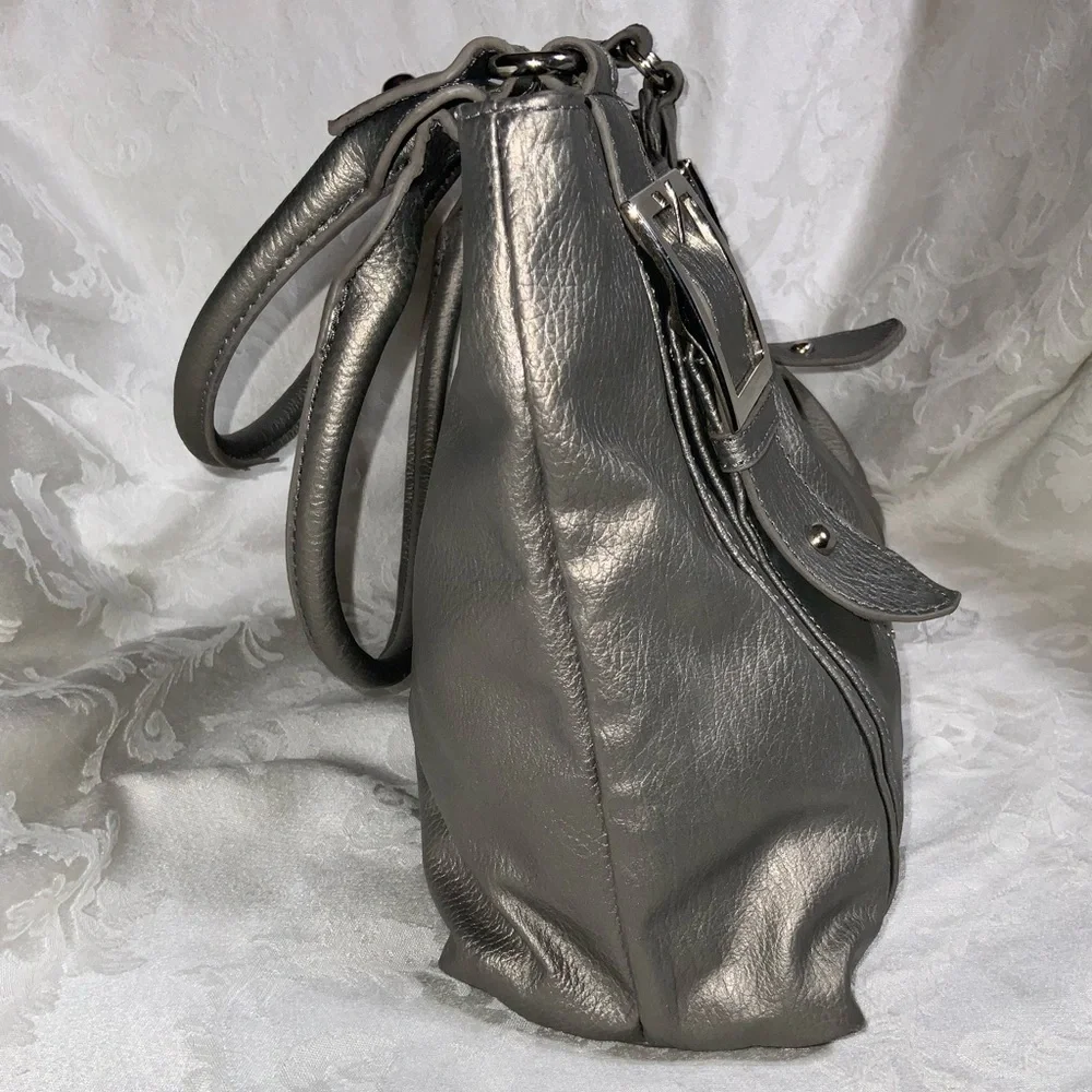 Nine West Platinum Slouch Satchel Purse Buckle Accents Medium Great Condition